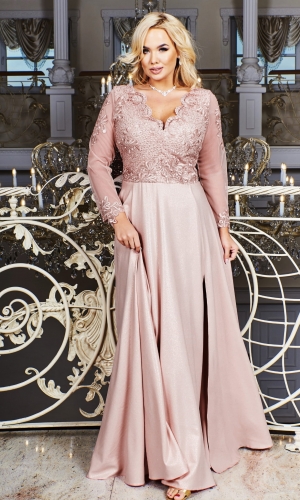 Bosca Carmen kjole til plussize i let skørt og lange ærmer v hals blush
