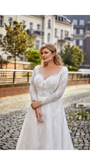 Arlet rosa plus size brudekjole med blonde ærme Arlet rosa plus size brudekjole med blonde ærme
