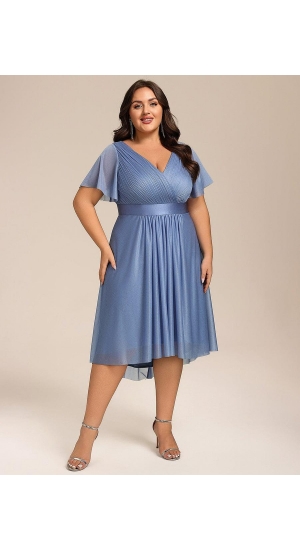 Forførende drøm blå eller rosa knæ lang festkjole med ærme plussize fra Bridalstore 