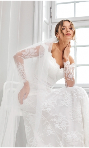 Adriana  brudekjole 