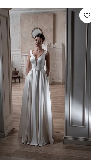 Esmaralda  brudekjole med strop