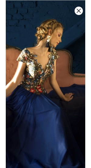 Blå eller grøn brudekjole med strop