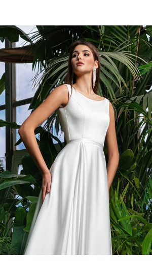 Teresa Brudekjole fra tysk mærke med strop enkel satin Eller silke med lommer