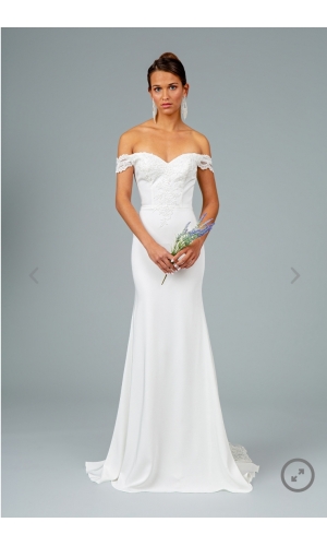 Enkel brudekjole off shoulder hvid