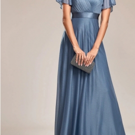 Fusty glimmer dress with a small sleeve