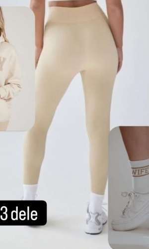   Hættetrøje, leggings , strømper