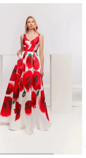 Placida fest kjole med store roser hvid flot til en fest