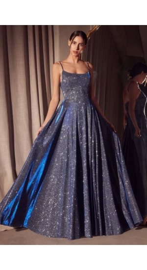 Festkjole med glimmer og strop fra Bridalstore 