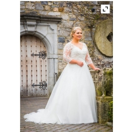   2026 brudekjole plus size med ærmer 