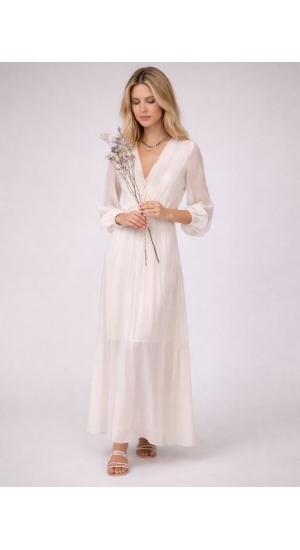   2026 kjole i creme farvet med ærme 