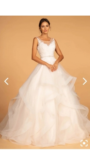   Sally brudekjole i dyb champagne mørkere farve 