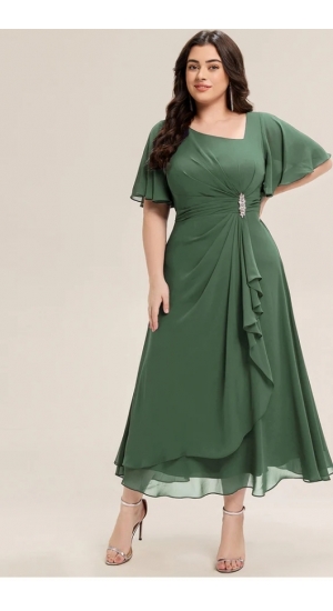  Sensuel kat blå knæ lang plussize blå kjole fra Bridalstore 