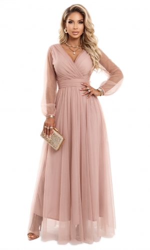 Numoco Charlotte kjole lang med ærmer og tyl, i beige rosa eller blå fra Bridalstore