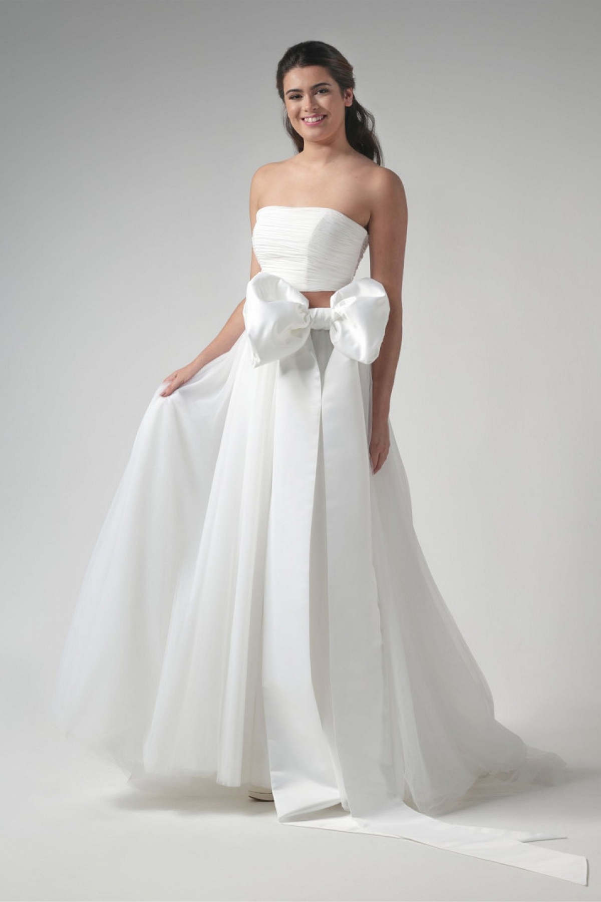 Blomst Mat satin ivory | bridalstore.dk