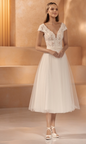 Brudetop i blonde med korte ærmer E434 | bridalstore.dk