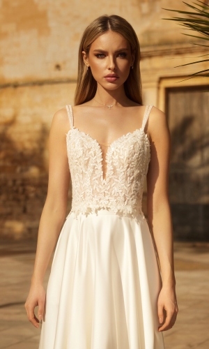 Brudetop i blonde med sweetheart-udskæring E440 | bridalstore.dk