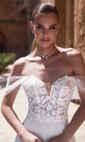 Brudekorset i blonde og tyl med sweetheart-udskæring E473 | bridalstore.dk