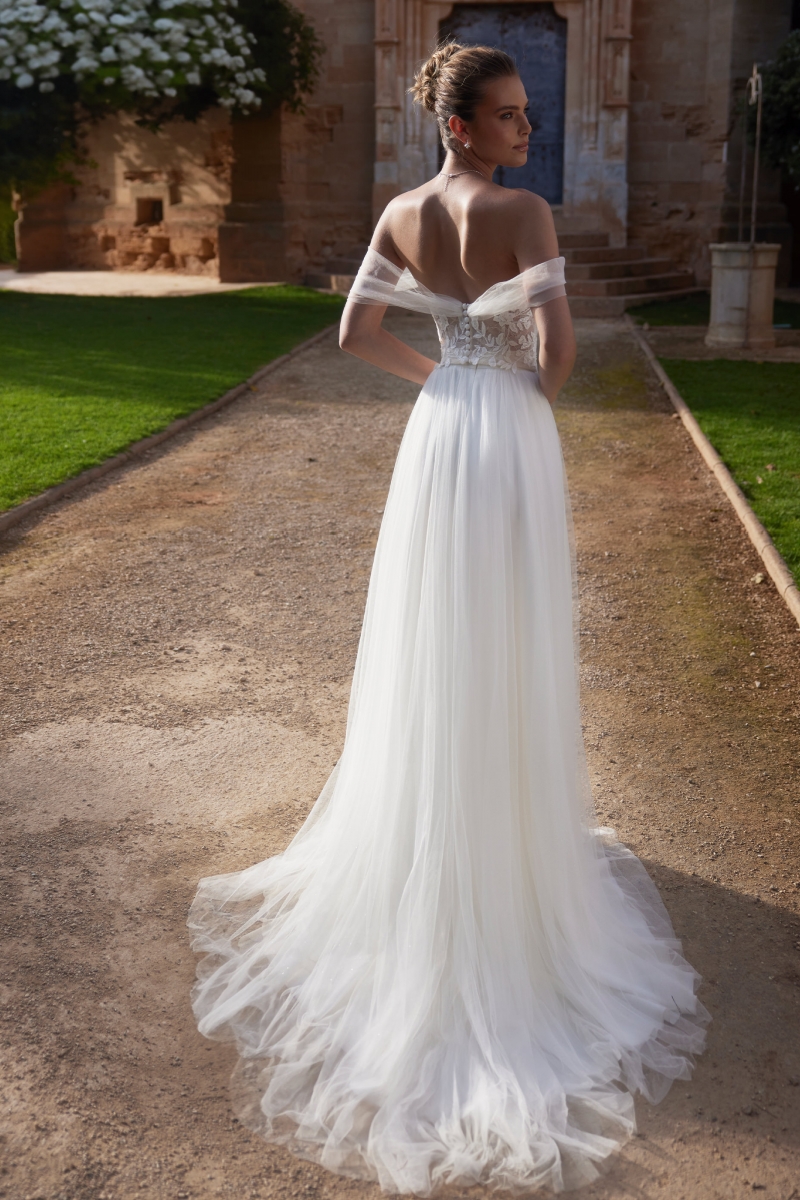 Brudekorset i blonde og tyl med sweetheart-udskæring E473 | bridalstore.dk