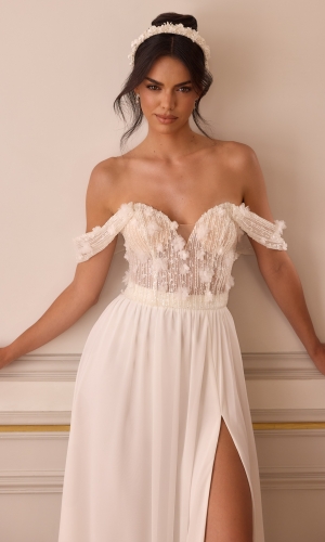 Brudekorset i tyl og blonde med krystalbroderi E496 | bridalstore.dk