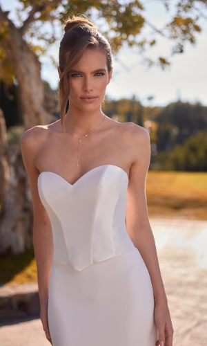 Brudekorset i satin med sweetheart-udskæring E540 | bridalstore.dk