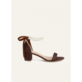 Brune pumps i mat satin | bridalstore.dk