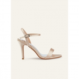 Champagnefarvede brudesandaler i satin | bridalstore.dk