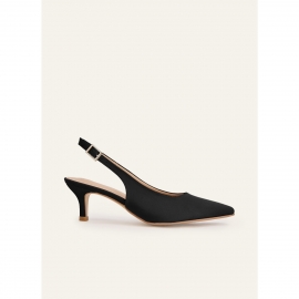 Sorte pumps i satin med kittenhæl | bridalstore.dk