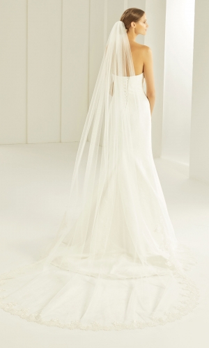 Brudeslør S283 i blød tyl med cut edge- og blondekant 280 cm | bridalstore.dk