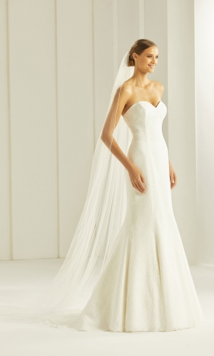 Brudeslør S305 i blød tyl med glasperlekant 300 cm | bridalstore.dk