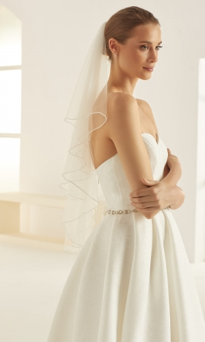 Brudeslør S312 i blød tyl med perlekant 80 cm | bridalstore.dk