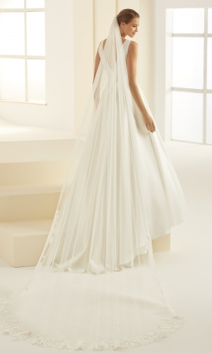 Brudeslør S347 i blød tyl med cut edge- og blondekant 300 cm | bridalstore.dk