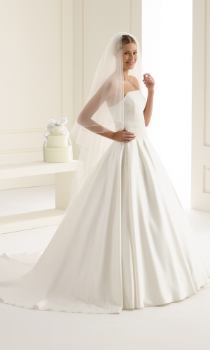 Brudeslør S35 i diamanttyl med corded edge (snorekant) 170 cm | bridalstore.dk