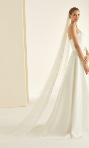 Brudeslør S352 i blød tyl med boho-blondekant 250 cm | bridalstore.dk
