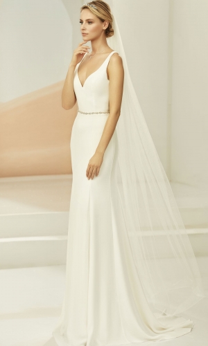 Brudeslør S381 i blød tyl med cut edge-kant 170 cm | bridalstore.dk