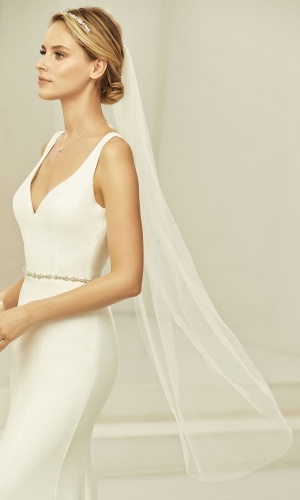 Brudeslør S383 i blød tyl med cut edge-kant 110 cm | bridalstore.dk