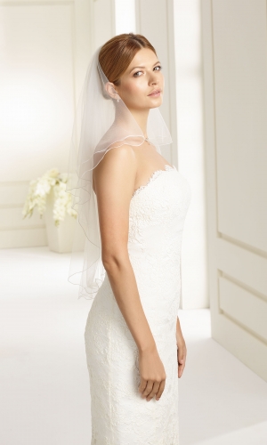 Brudeslør S70 i blød tyl med corded edge (snorekant) 80 cm | bridalstore.dk