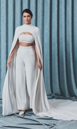 Cape Crêpe 250cm ivory | bridalstore.dk