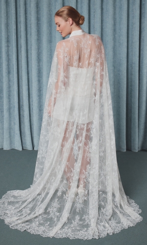Cape Lace 190 cm ivory | bridalstore.dk