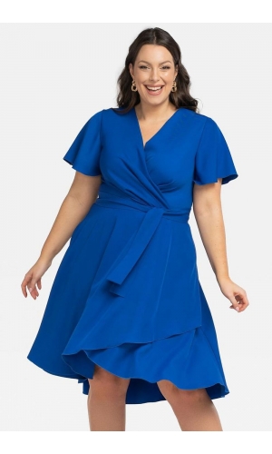   Forførende kat en festkjole med ærme plussize fra Bridalstore 