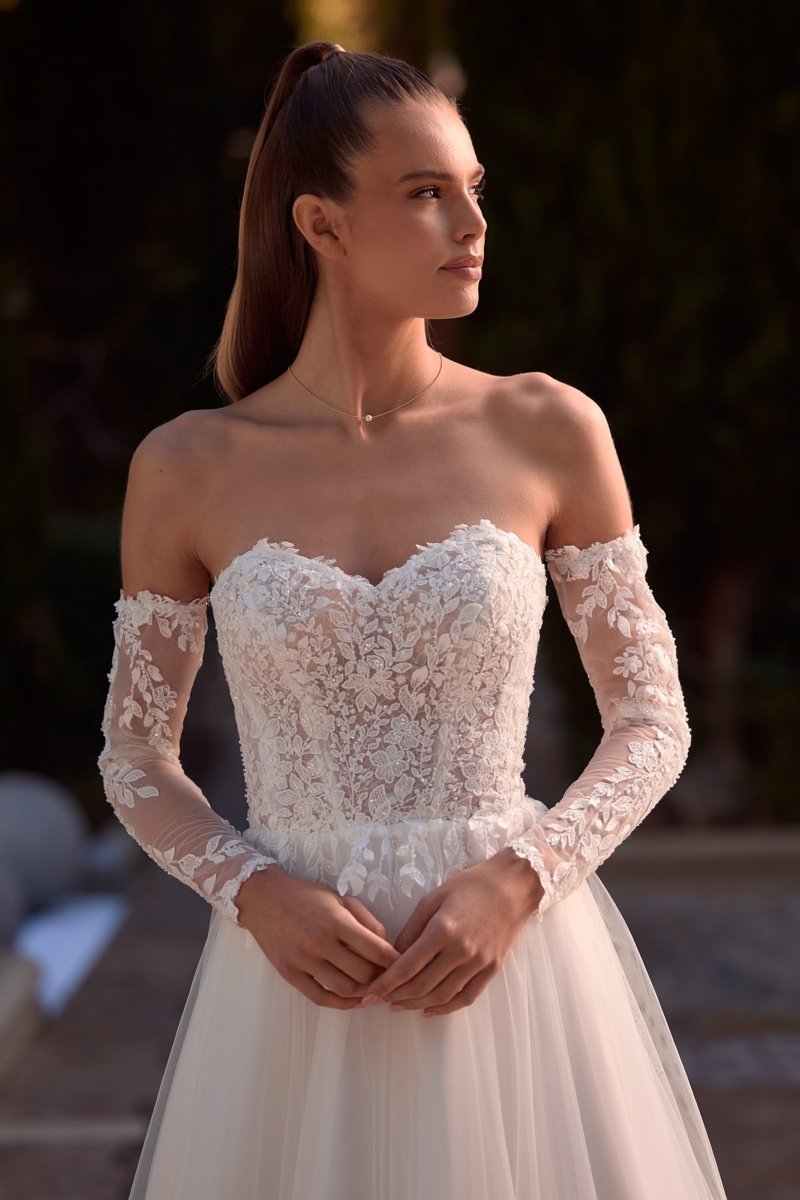 Brudekjole ARWENA | bridalstore.dk