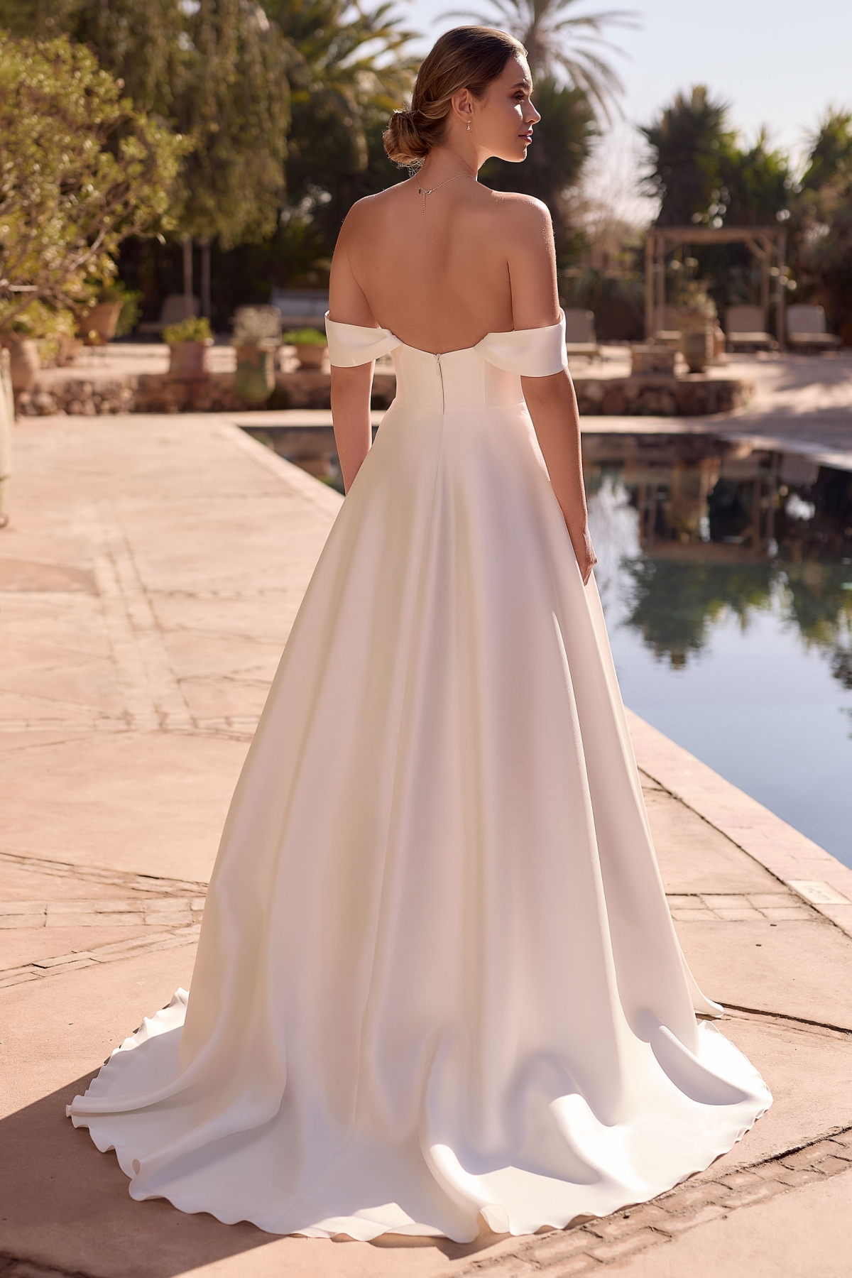 Brudekjole RIO | bridalstore.dk