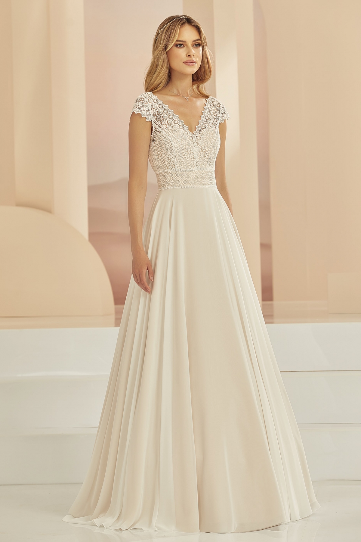 Brudekjole PETERSBURG | bridalstore.dk