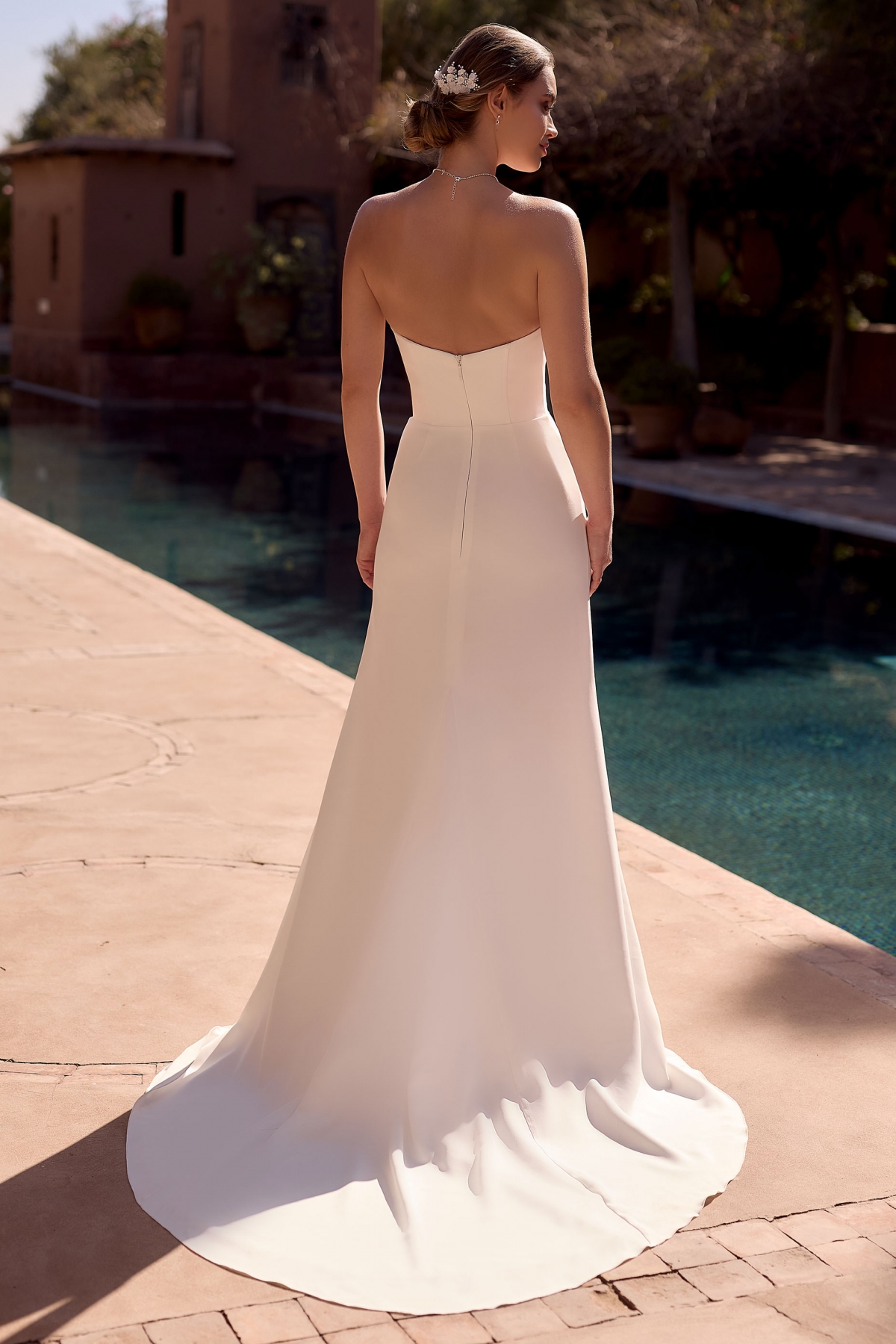 Brudekjole NUVIA | bridalstore.dk
