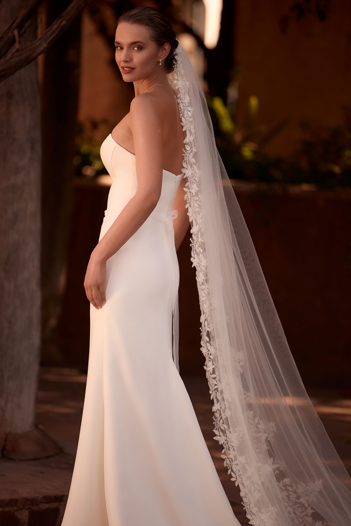 Brudekjole NUVIA | bridalstore.dk