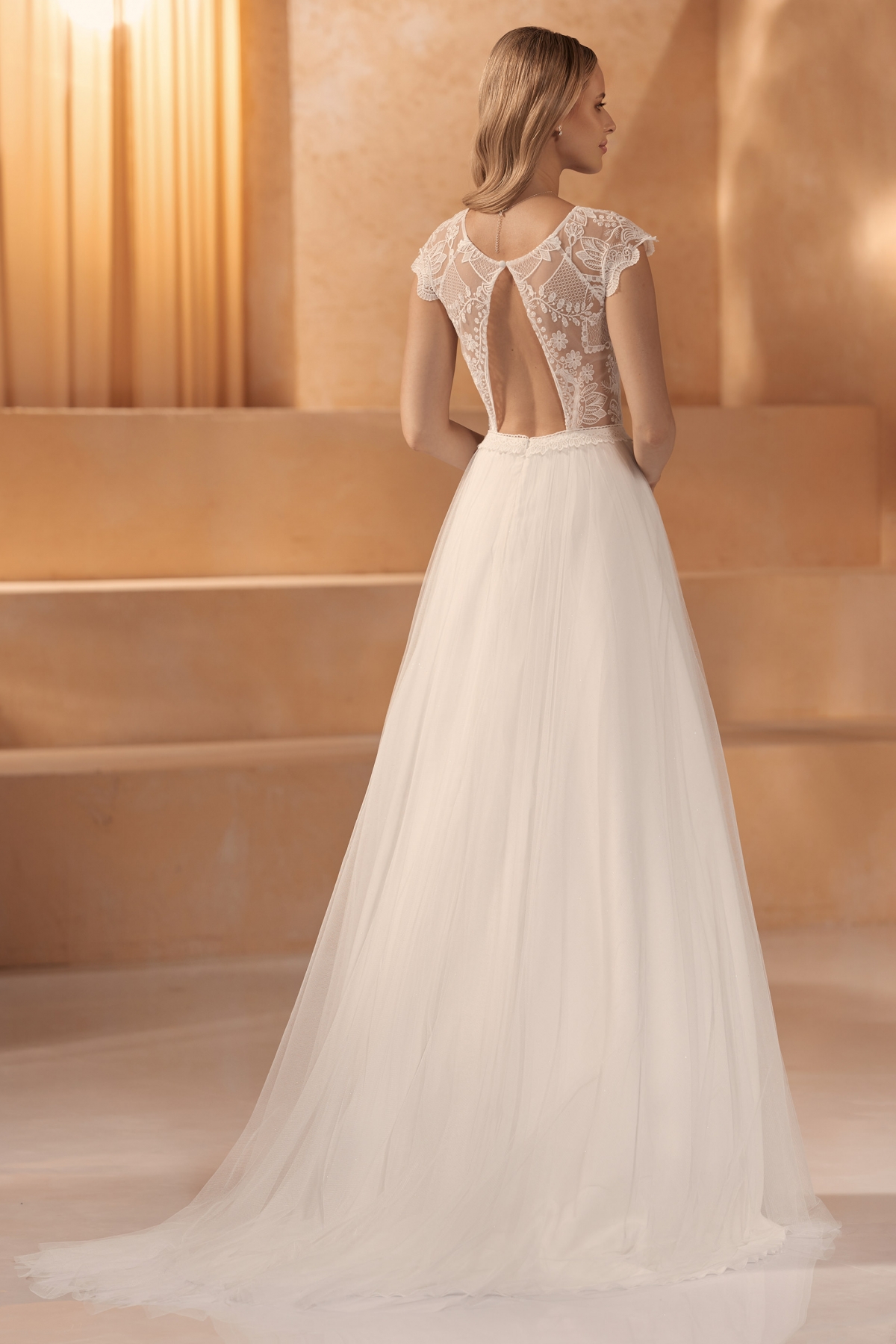 Brudekjole RIYADH | bridalstore.dk