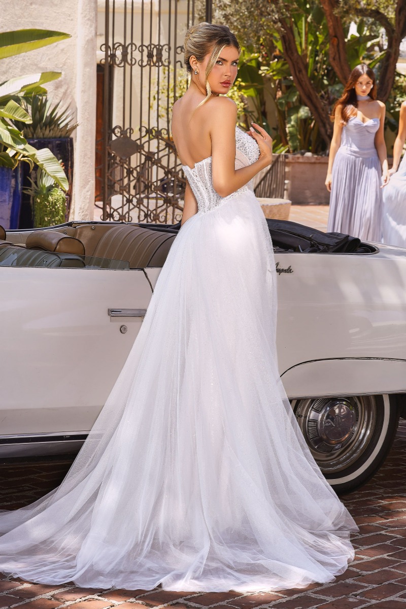 Lang brudekjole CC492W i blonde med slids og slæb | bridalstore.dk
