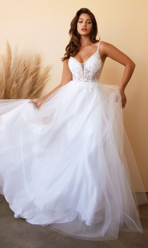 Lang brudekjole CD0195W i tyl med blonde på overdel | bridalstore.dk