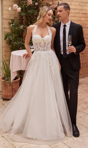 Lang brudekjole CD827W i tyl med pufærmer og slids | bridalstore.dk