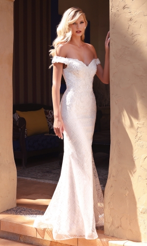Lang brudekjole CD929 i glimmerblonde med figursyet | bridalstore.dk