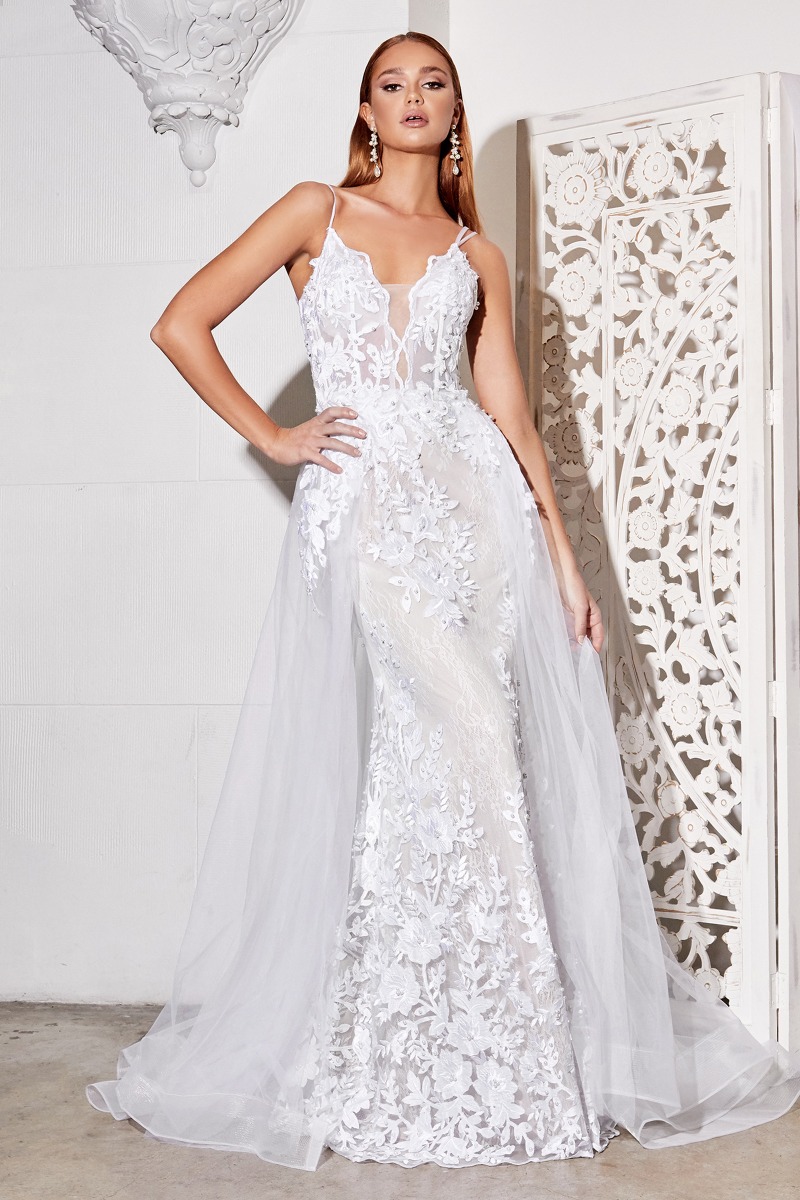 Lang brudekjole CD931W i blonde med blomsterbroderi | bridalstore.dk